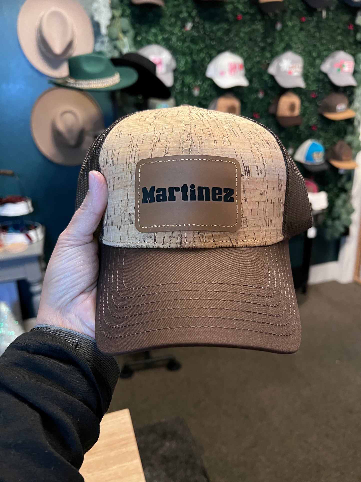 Wide Brim, Adjustable brim, Leather on Cork
