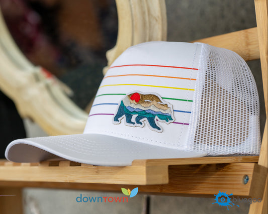 Rainbow Spectrum in White with Bear